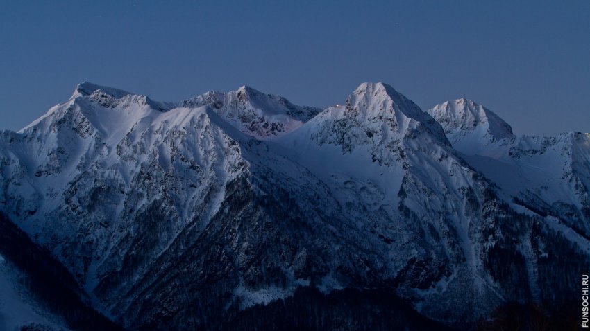 Рассвет в горах